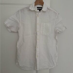 Banana Republic men’s white standard fit 100% linen Button Down Shirt top SMALL